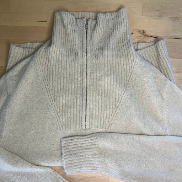 Pepaloves zip neck sweater - Picture 1 of 7